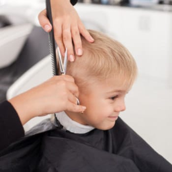 Kinder-Haarschnitt